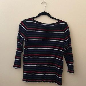 multicolored striped crew-neck shirt